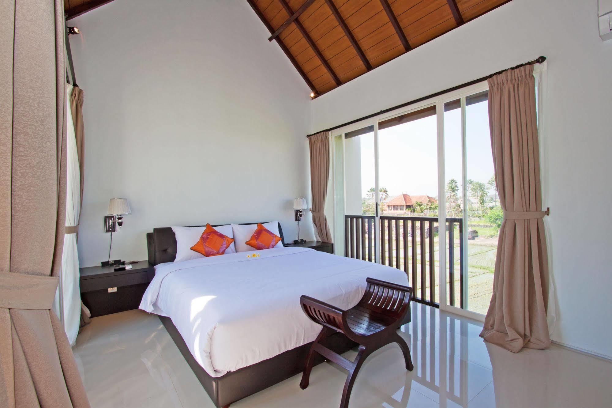 Grace And Milena Guesthouse Kuta Lombok Eksteriør bilde