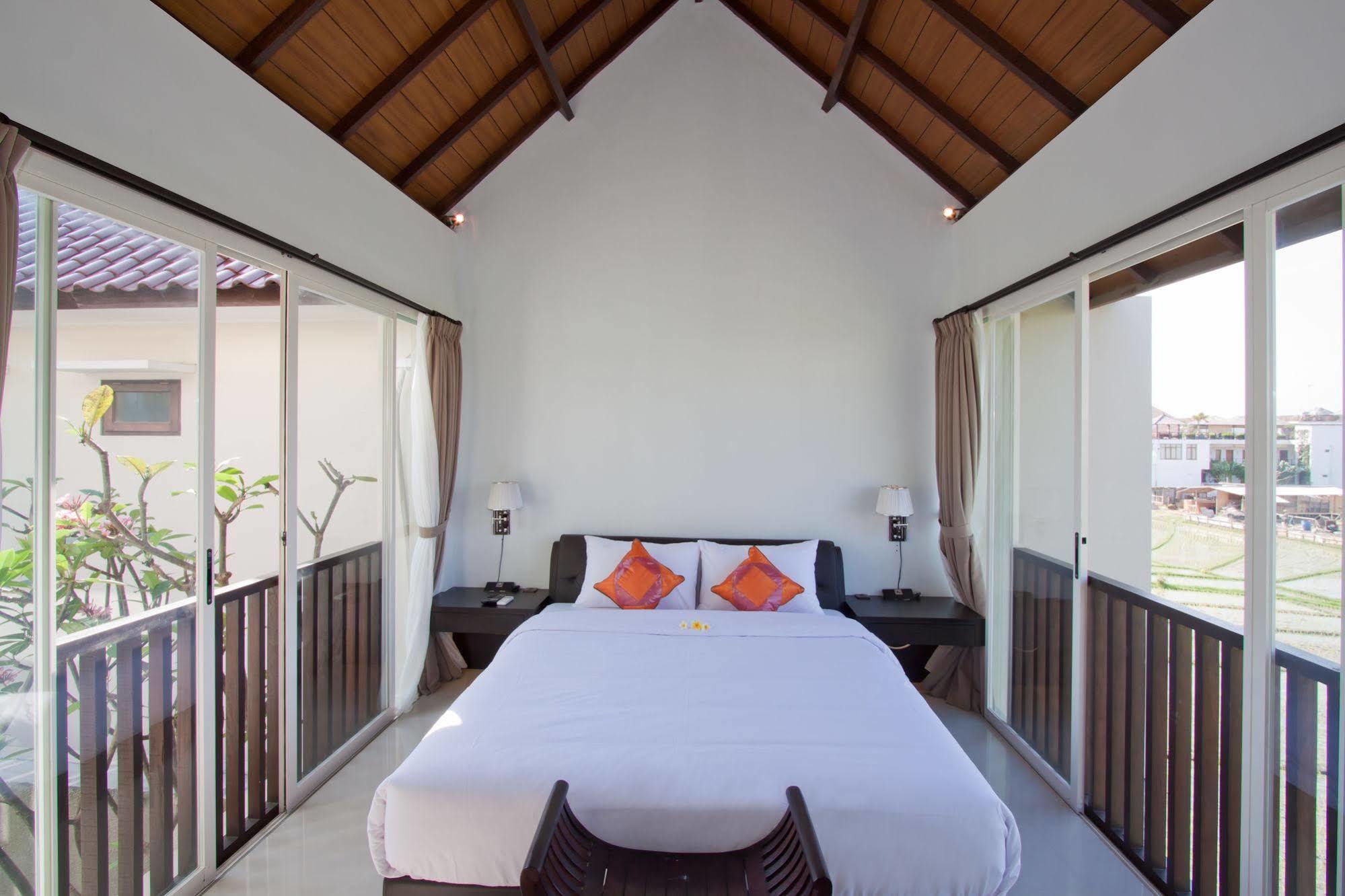 Grace And Milena Guesthouse Kuta Lombok Eksteriør bilde
